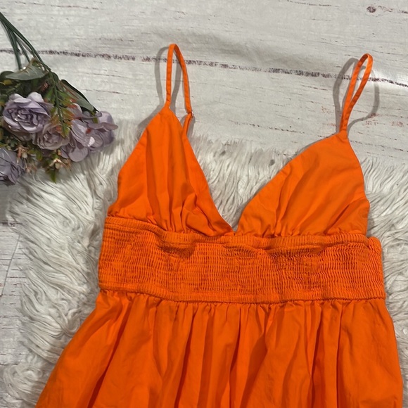 COPY - Zara Bright Orange Neon Smocked Crepe Midi Dress - Picture 5 of 10